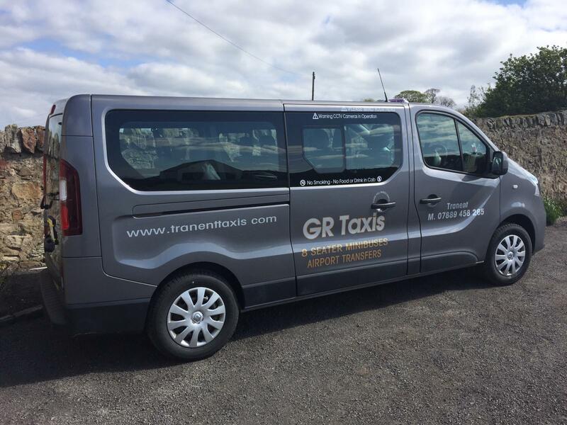 8 seater minibus hire in East Lothian, call GR Taxis